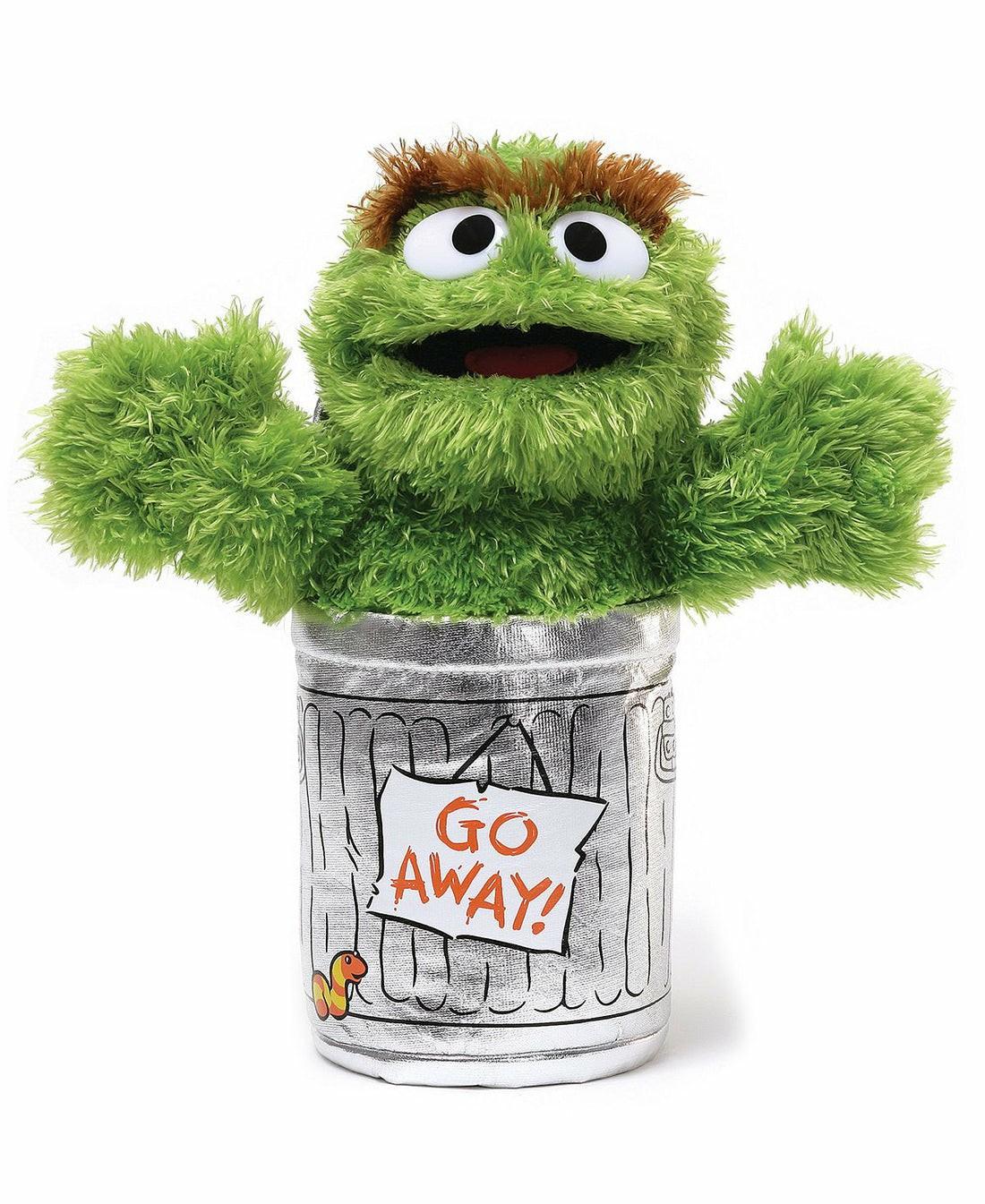 Stuffed Animals | Gund Sesame Street 10 Inch Oscar The Grouch Plush With Slimey Dolls & Stuffed Animals Stuffed Animals